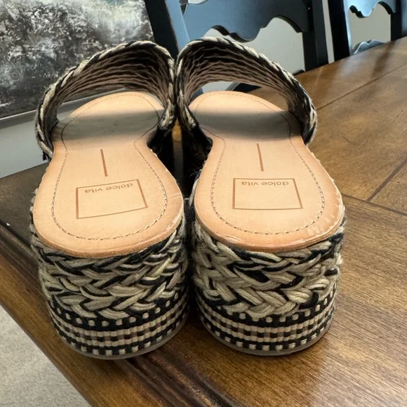 Dolce Vita Black and Tan Platform Sandals - Picture 3 of 5